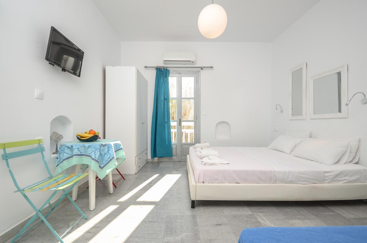 Depis Suites Naxos City ภายนอก รูปภาพ